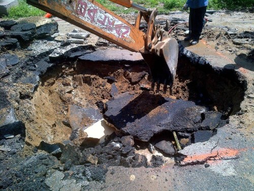 excavating-contractor-specialty-work-930x698